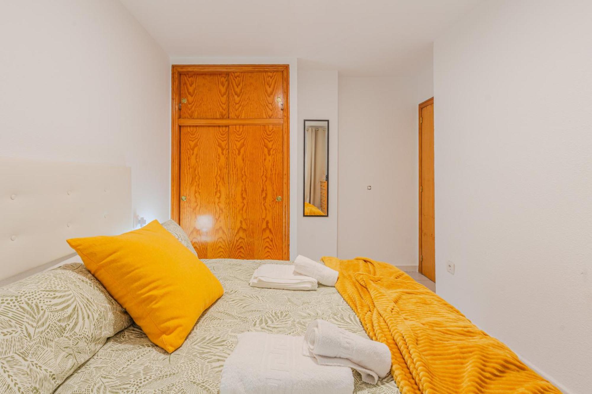 Menabrea Holiday House Near The Beach And Airport Santa Pola Eksteriør bilde