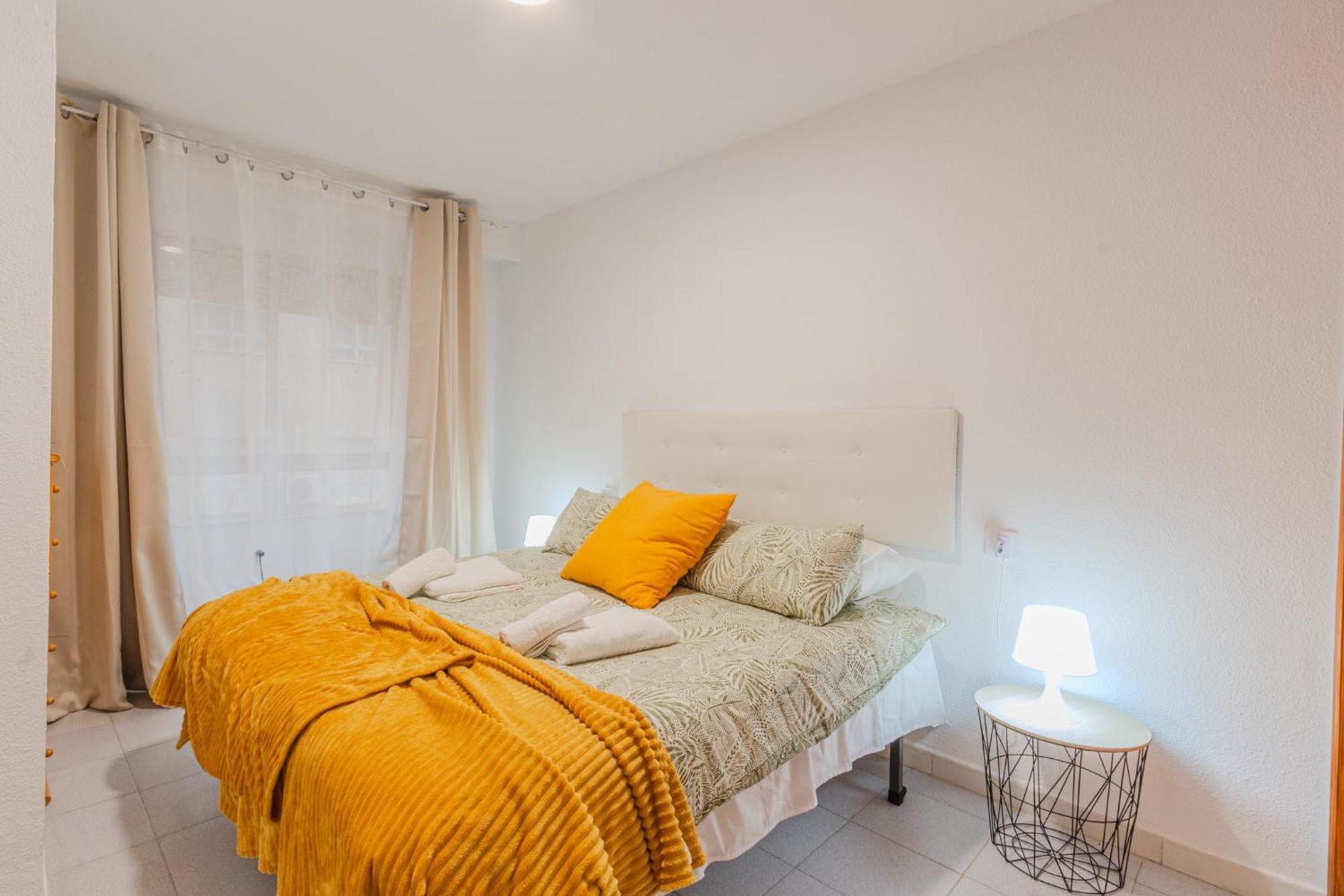 Menabrea Holiday House Near The Beach And Airport Santa Pola Eksteriør bilde